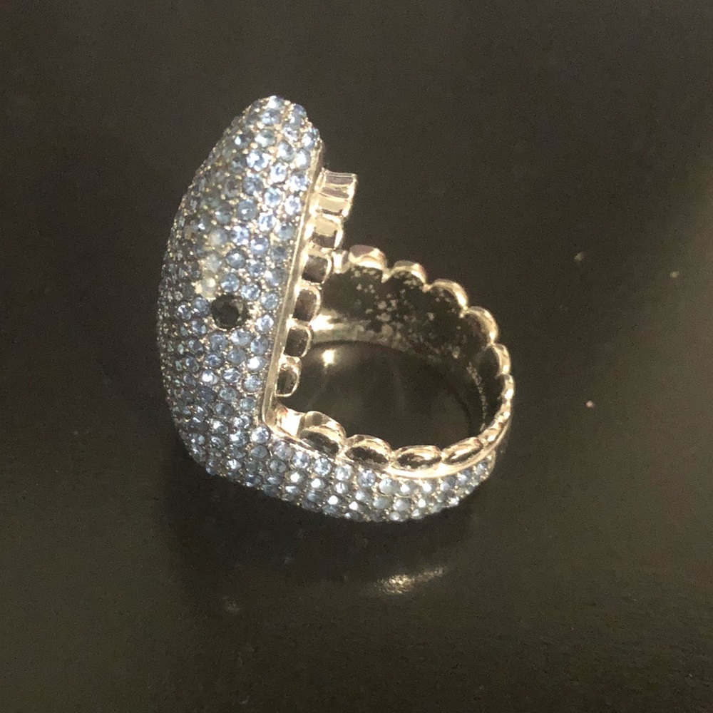 Kate Spade California dreaming pave shark ring